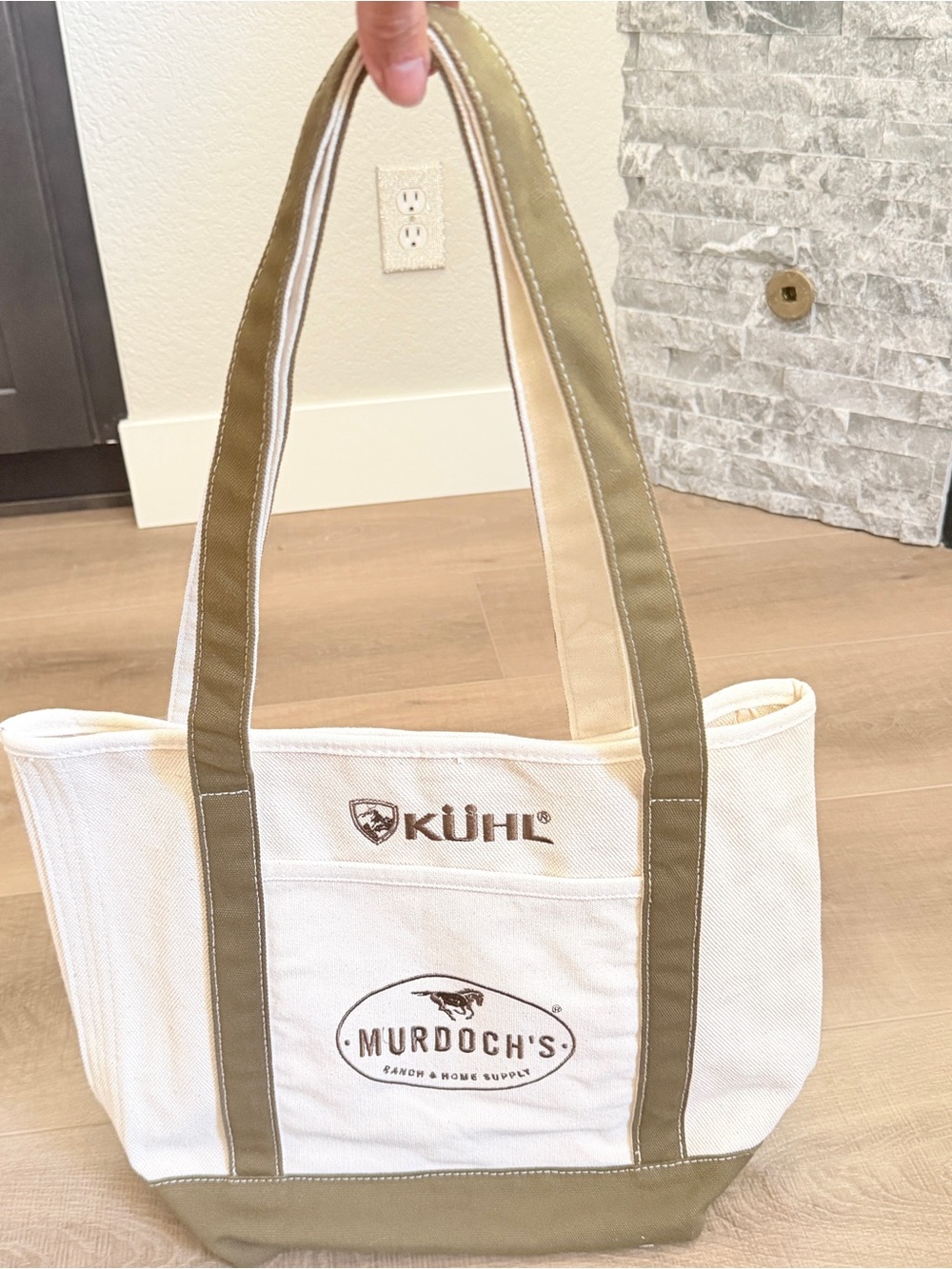 KUHL Canvas Tote MURDOCH'S Large 17 X 14" Olive Drab & Cream Tote Bag Summer